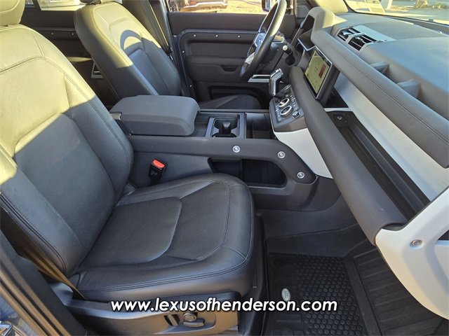 Used 2023 Land Rover Defender 110 SE image 17