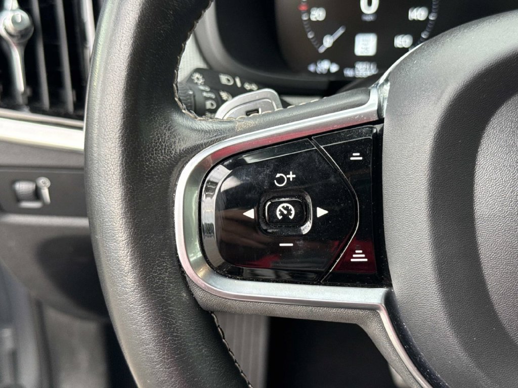 Used 2020 Volvo S90 T6 R-Design AWD/4WD image 43