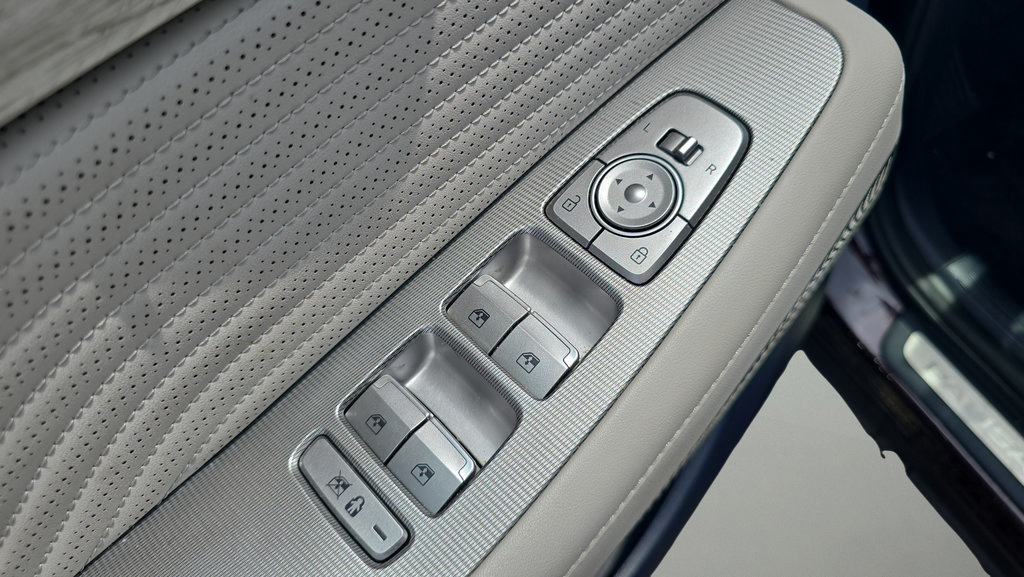 Used 2023 Hyundai Palisade Calligraphy FWD image 16