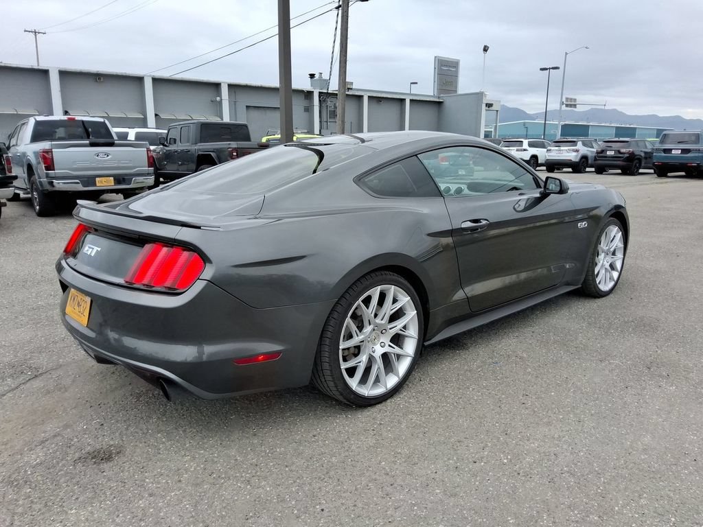 Used 2016 Ford Mustang GT RWD image 8