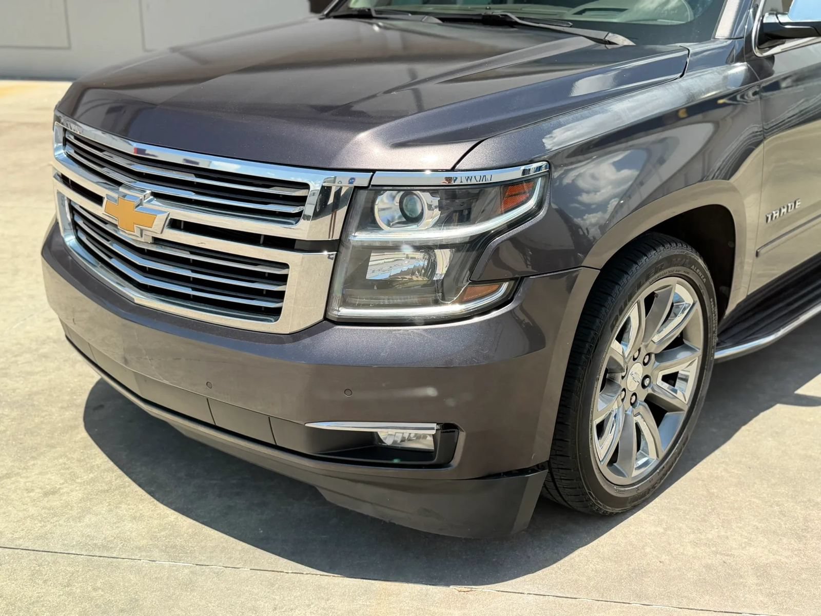Used 2017 Chevrolet Tahoe Premier RWD image 2