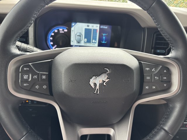 Used 2023 Ford Bronco Wildtrak AWD/4WD image 25