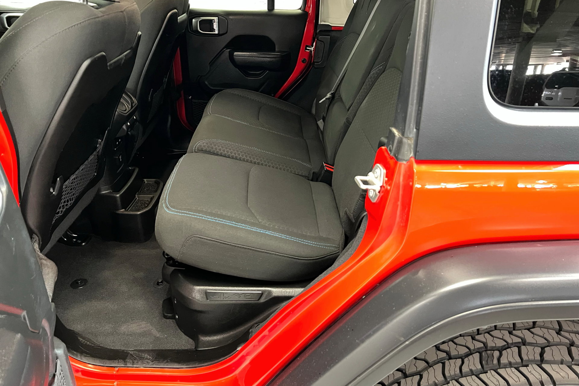 Used 2024 Jeep Wrangler Unlimited Rubicon 4xe image 21