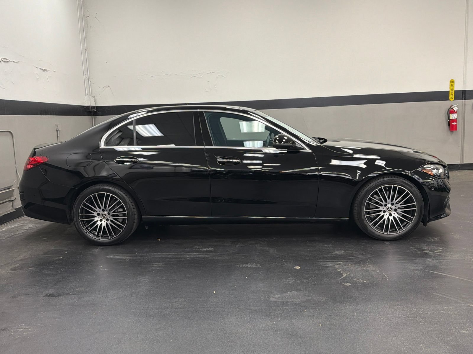 Certified 2025 Mercedes-Benz C 300 Sedan image 3