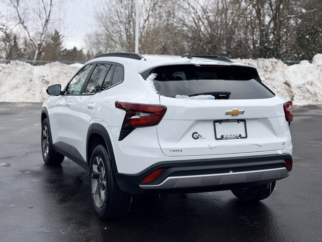 Certified 2024 Chevrolet Trax LT w/ Sunroof Package image 5