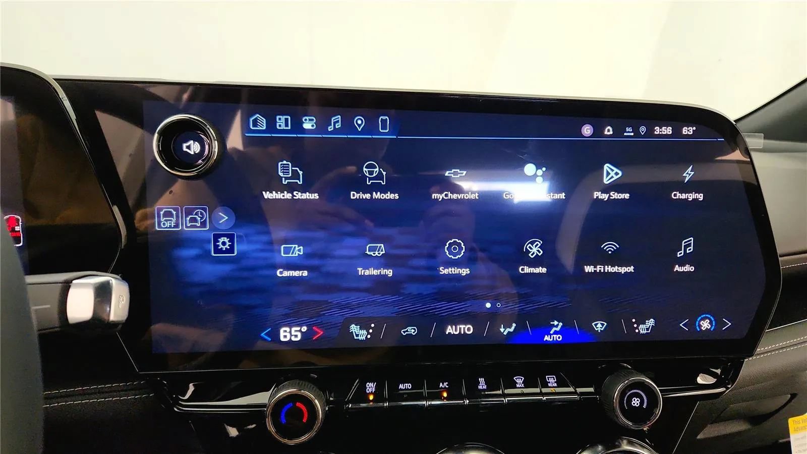 New 2026 Chevrolet Blazer EV LT AWD/4WD image 24