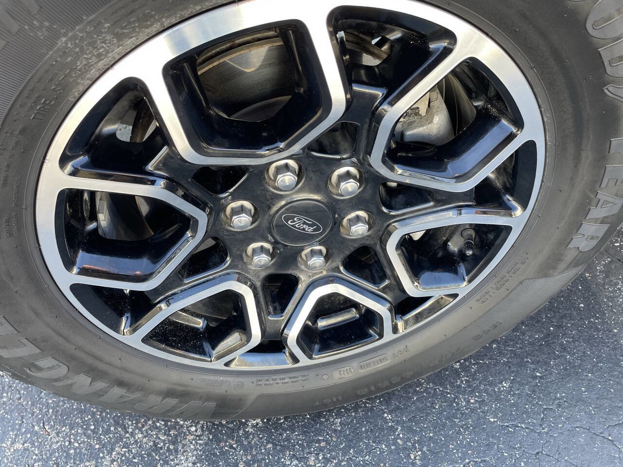 Used 2023 Ford F150 XLT w/ Equipment Group 302A High image 9