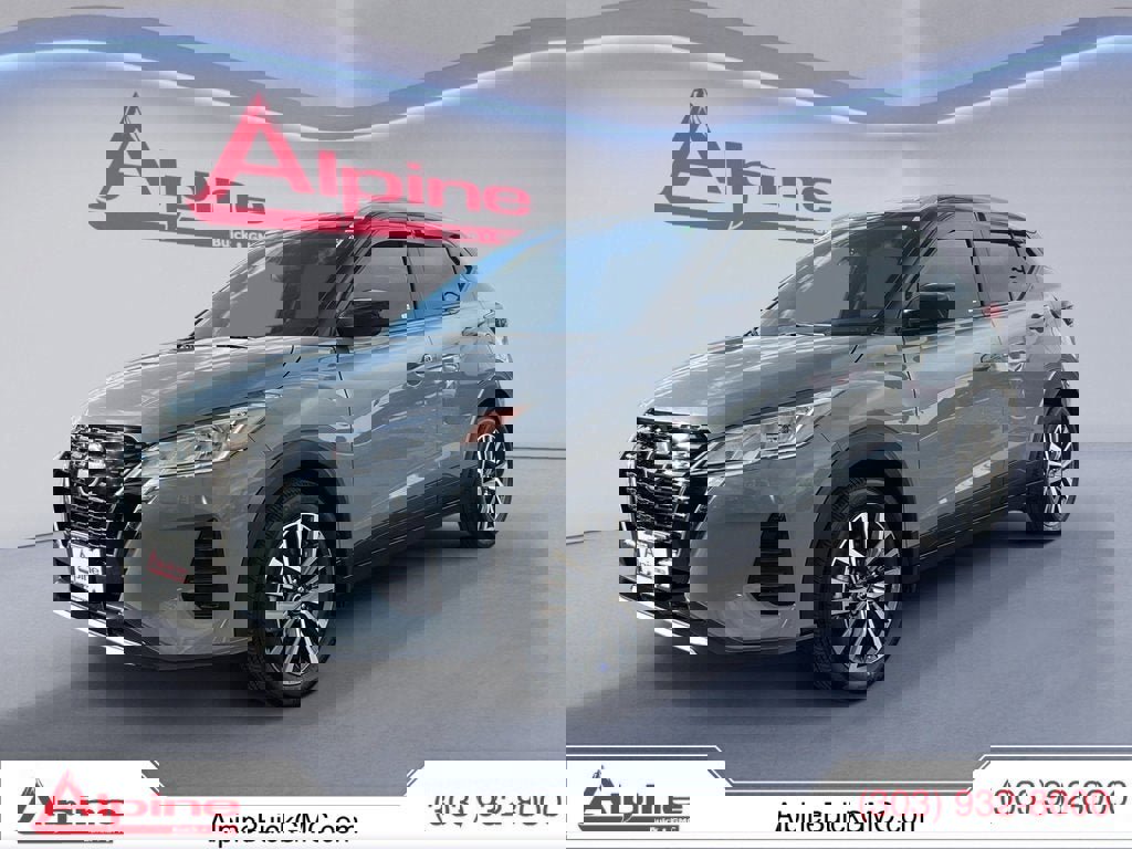 Used 2024 Nissan Kicks SV
