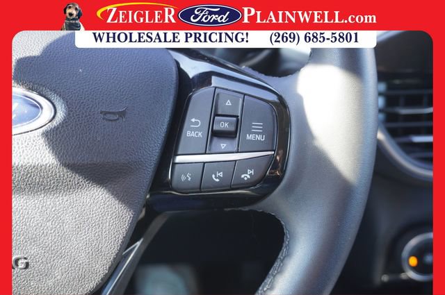 Used 2022 Ford Escape SE w/ Cold Weather Package image 24