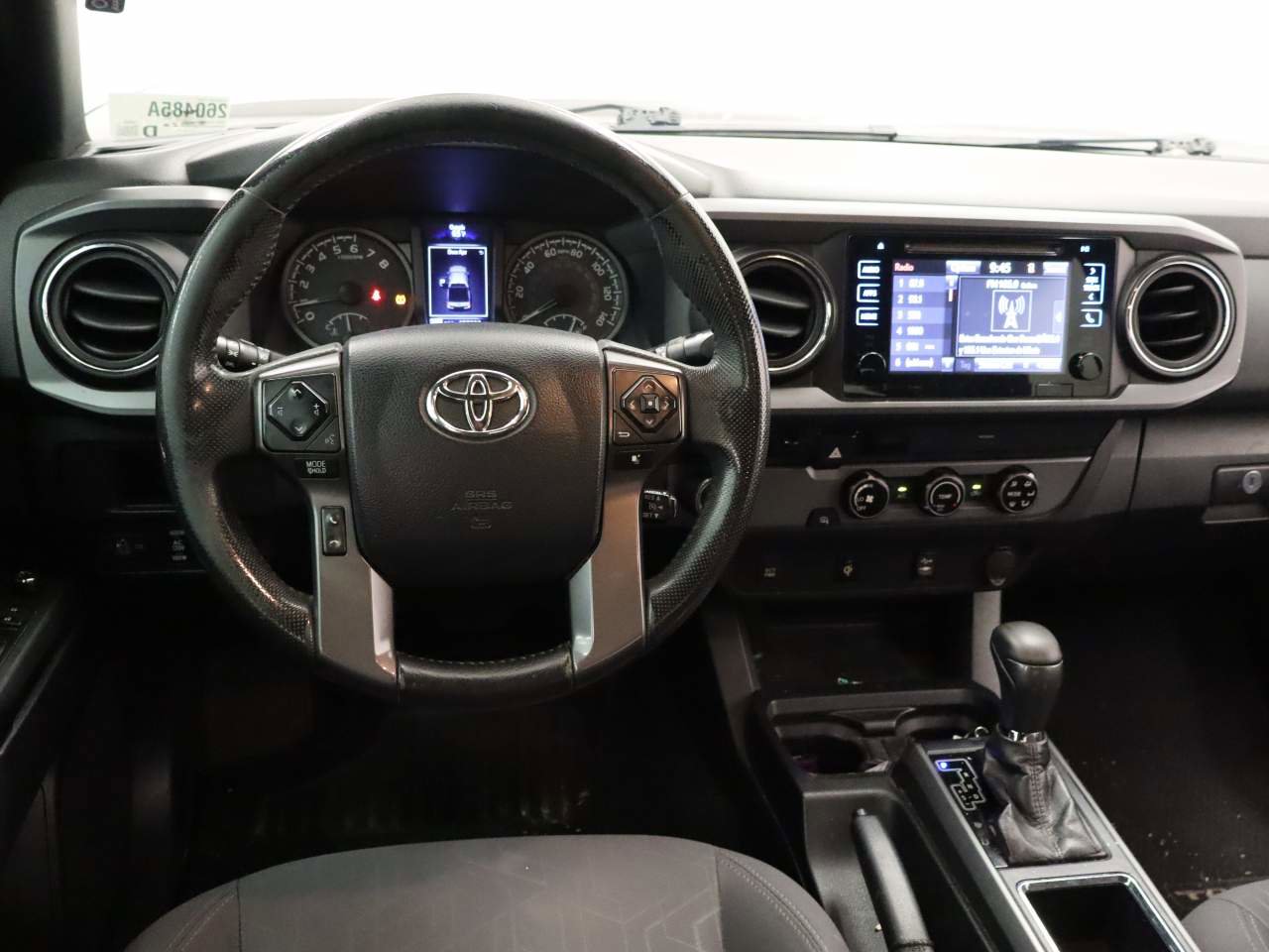 Used 2016 Toyota Tacoma TRD Off-Road w/ Towing Package RWD image 4