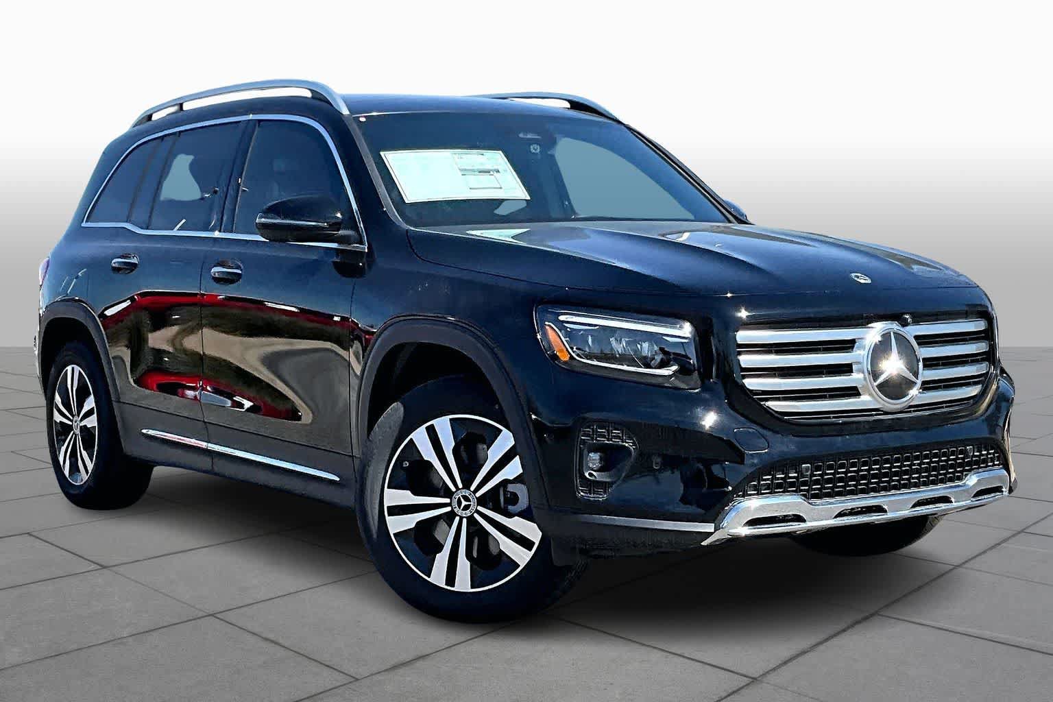 Used 2026 Mercedes-Benz GLB 250 image 2