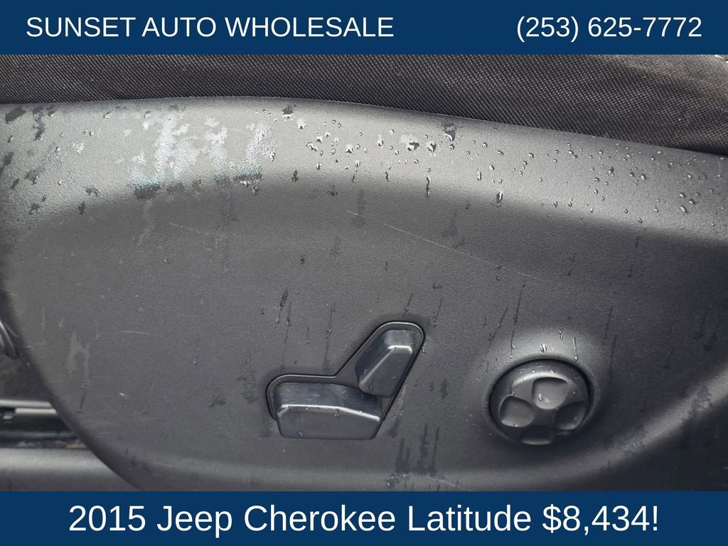Used 2015 Jeep Cherokee Latitude w/ Comfort/Convenience Group FWD image 24