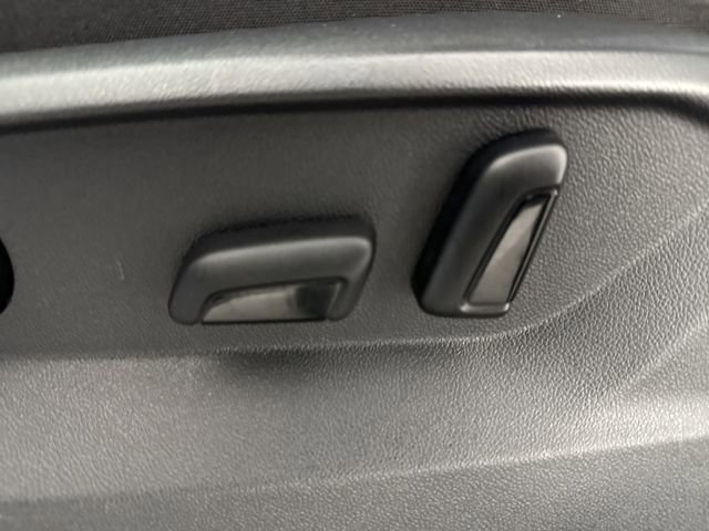 Used 2023 Volkswagen Atlas SE image 19