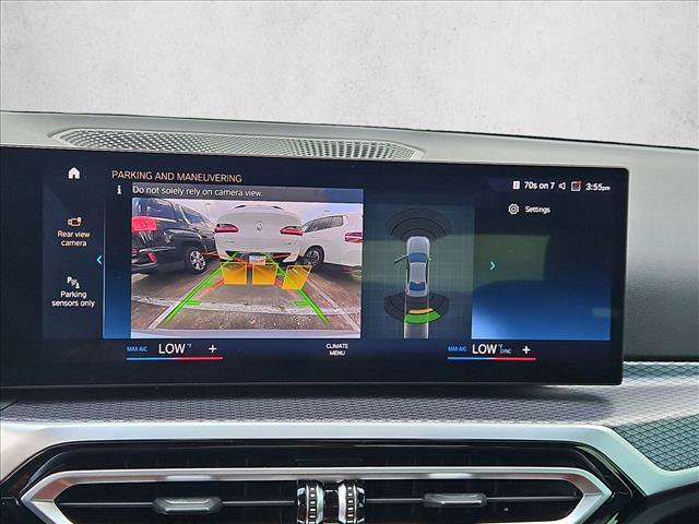 Used 2024 BMW 330i Sedan w/ M Sport Package RWD image 11