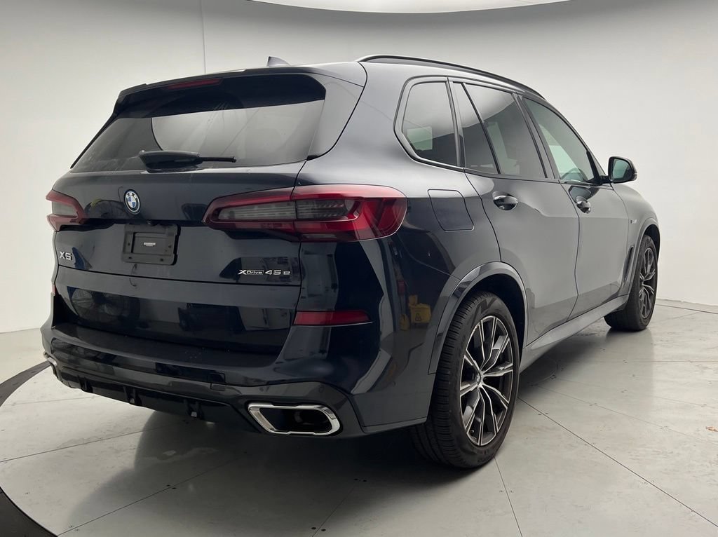 Certified 2022 BMW X5 xDrive45e w/ M Sport Package AWD/4WD image 3