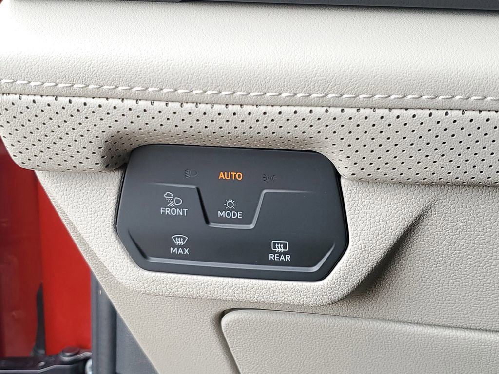 Used 2024 Volkswagen Atlas SE image 22