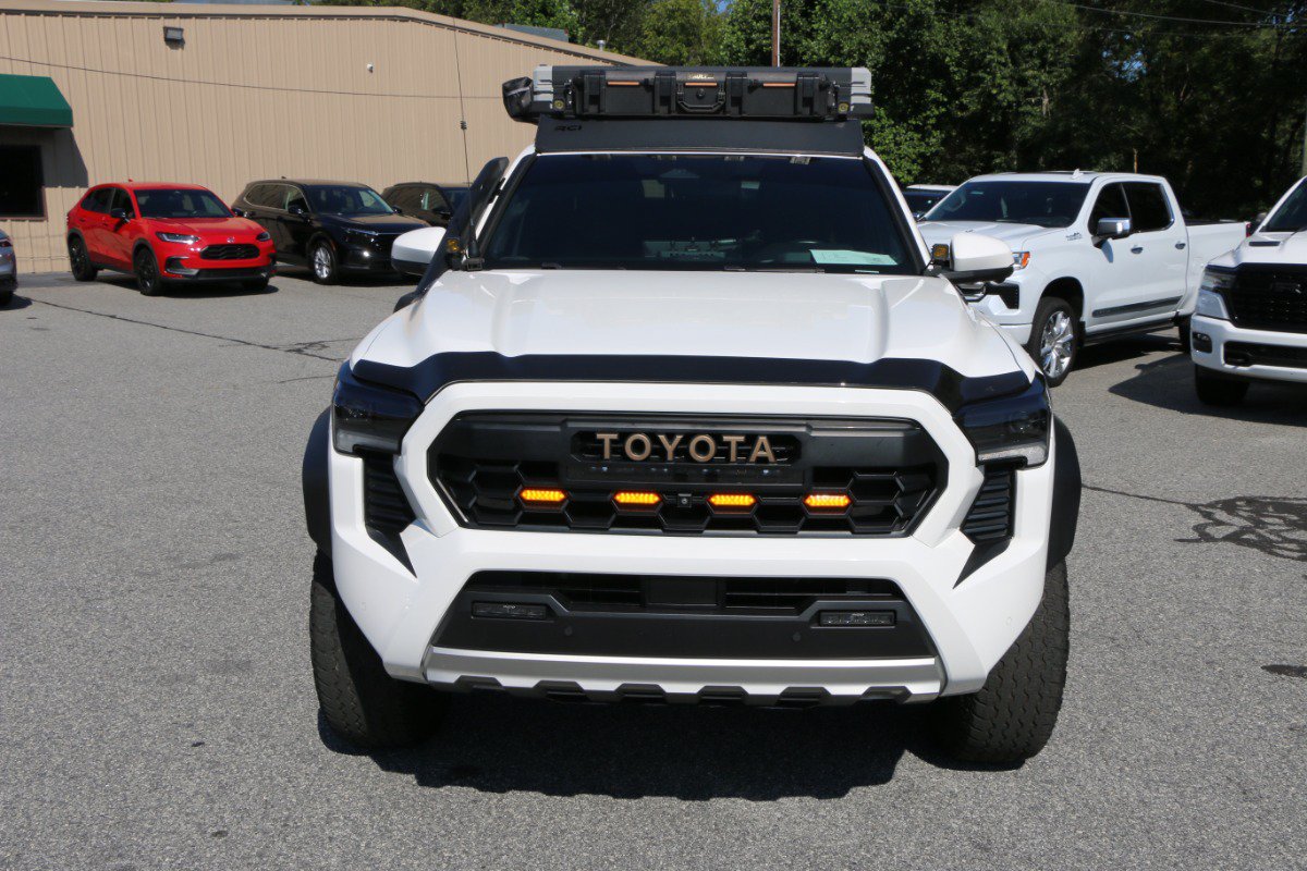 Used 2024 Toyota Tacoma 4x4 Double Cab Hybrid image 15