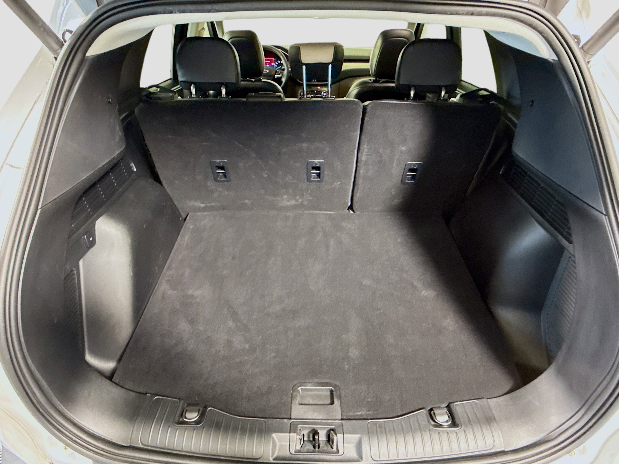 Used 2021 Ford Escape SEL image 35