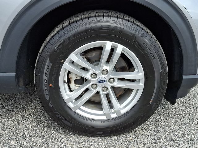 Used 2022 Ford Explorer XLT w/ Equipment Group 202A AWD/4WD image 11