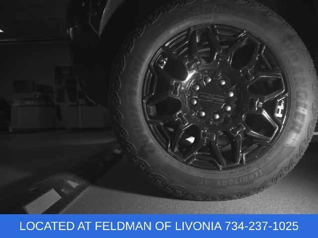 Used 2025 GMC Hummer EV 2X AWD/4WD image 31