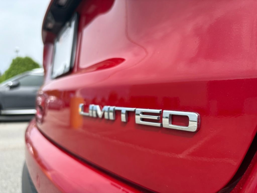 Used 2024 Jeep Compass Limited image 9