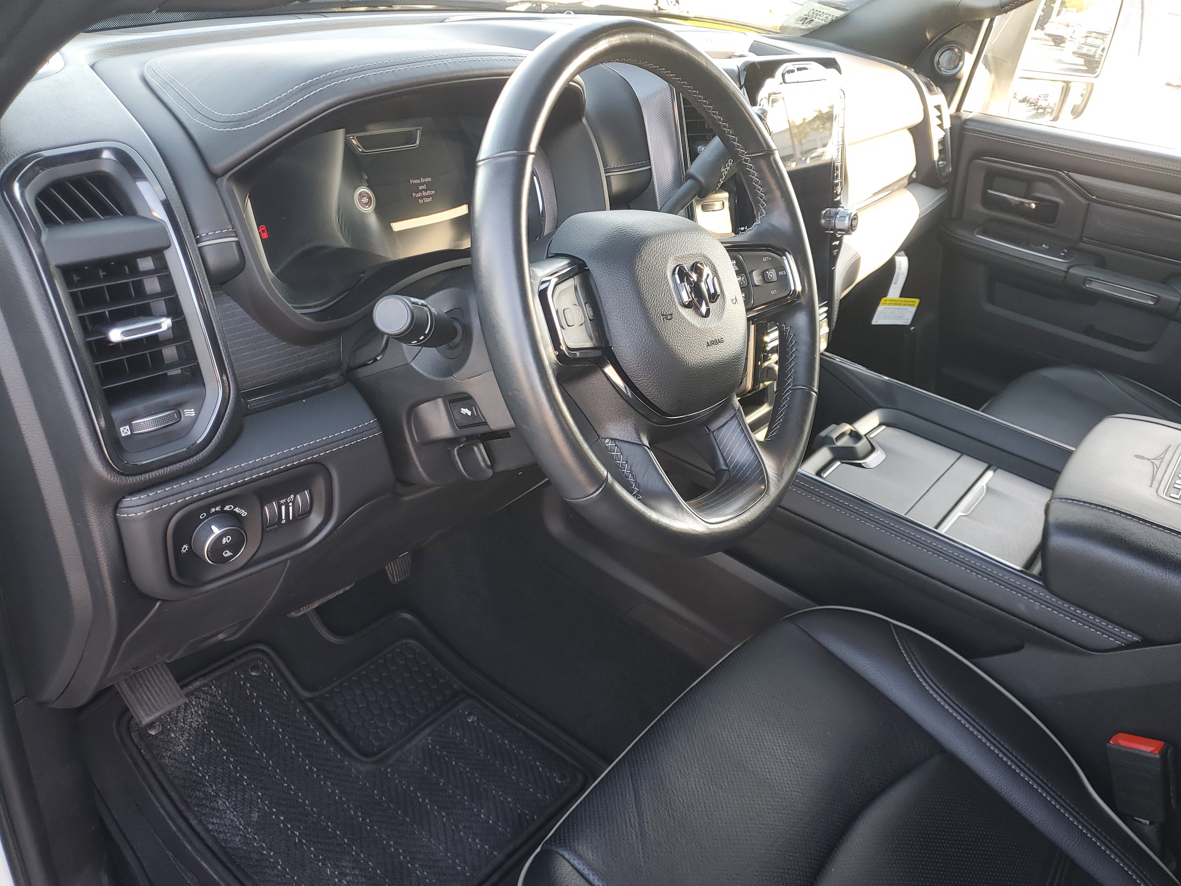 Used 2023 RAM 2500 Limited image 12