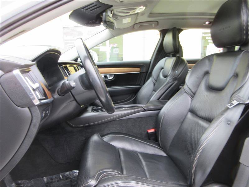 Used 2018 Volvo S90 T6 Inscription w/ Convenience Package image 26