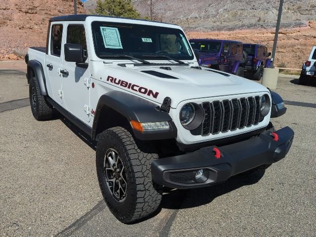 Certified 2024 Jeep Gladiator Rubicon w/ Technology Group image 3