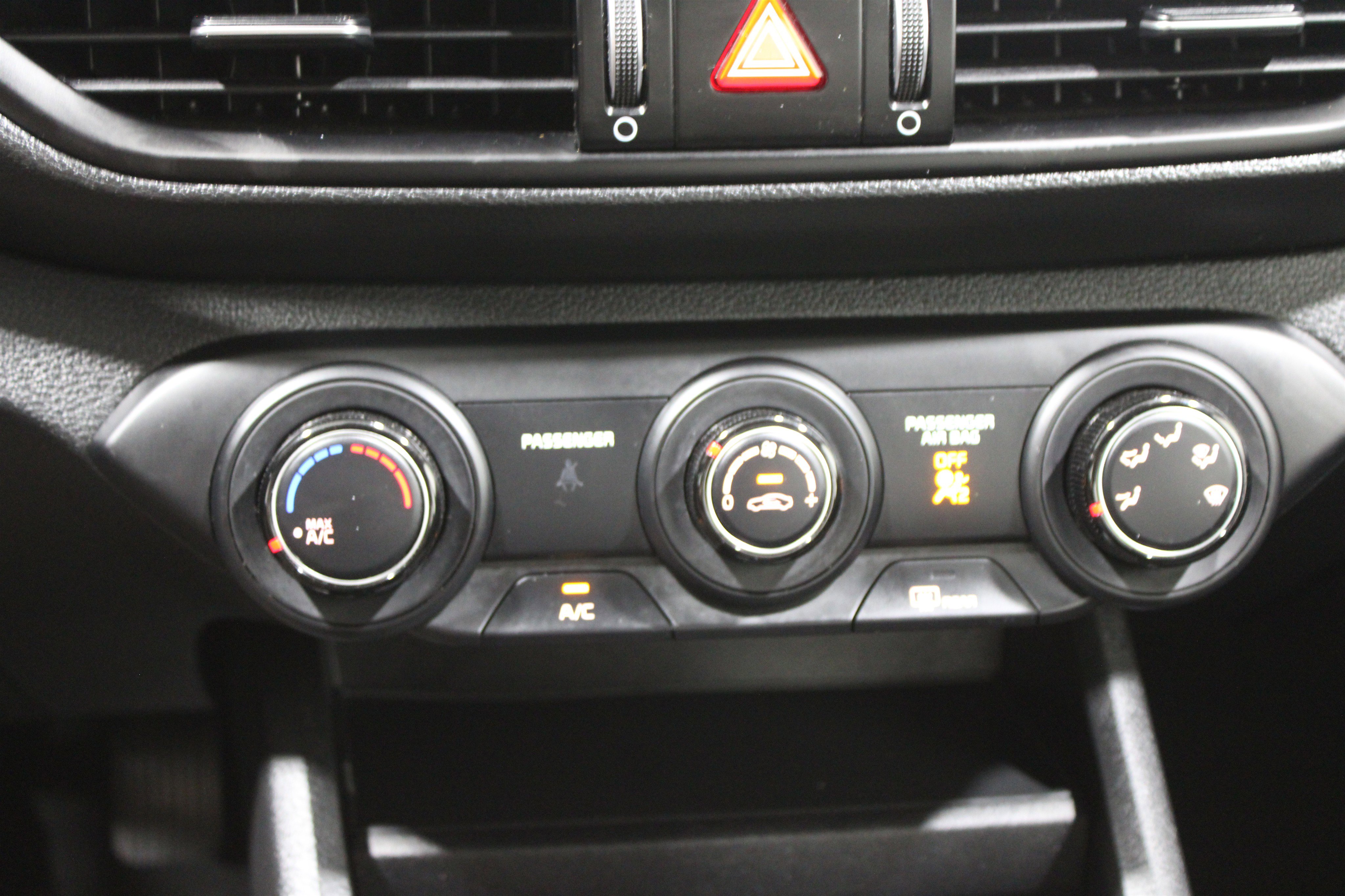 Used 2023 Kia Forte LXS w/ LXS Technology Package FWD image 15