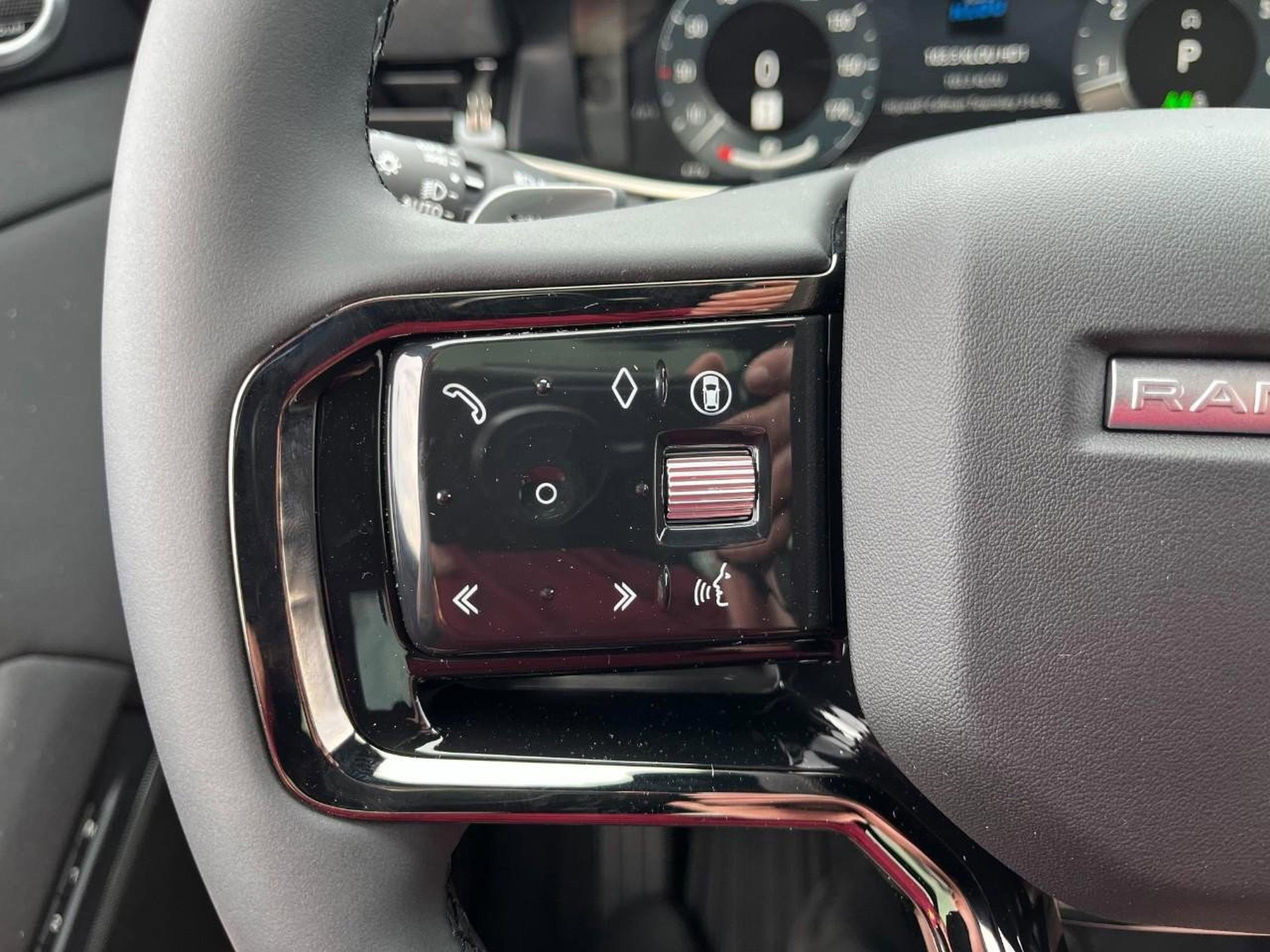 Used 2026 Land Rover Range Rover Evoque S image 22