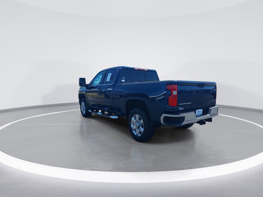 Used 2022 Chevrolet Silverado 2500 LTZ w/ LTZ Premium Package AWD/4WD image 6