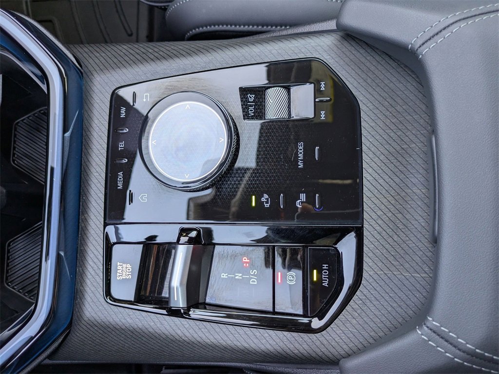 Certified 2025 BMW X3 xDrive30i w/ M Sport Package image 27