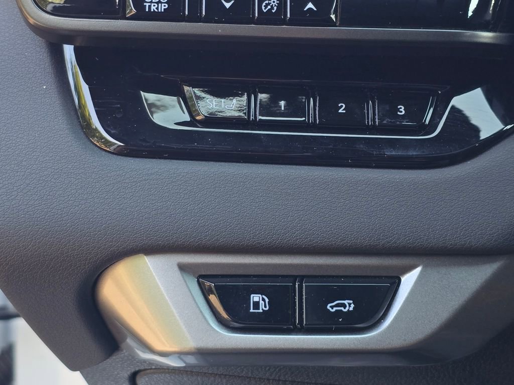 Used 2023 Lexus RX 350 F Sport w/ Accessory Package (Z1) image 18