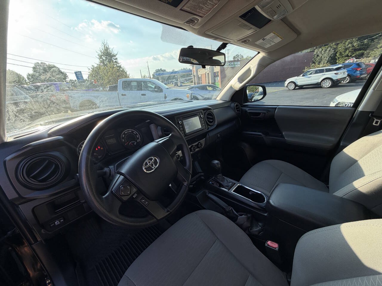Used 2016 Toyota Tacoma SR w/ Towing Package AWD/4WD image 13