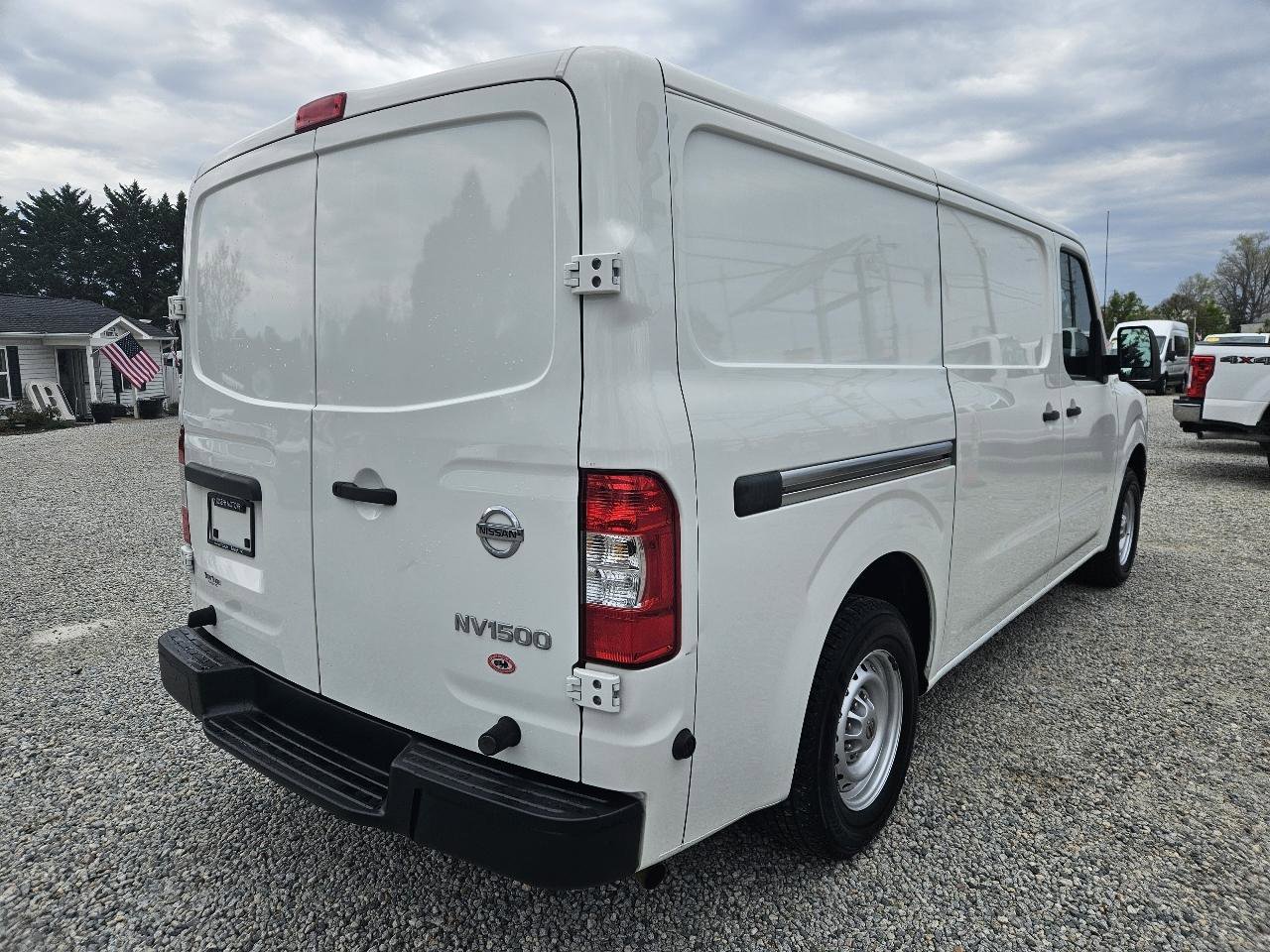 Used 2019 Nissan NV 1500 S image 5