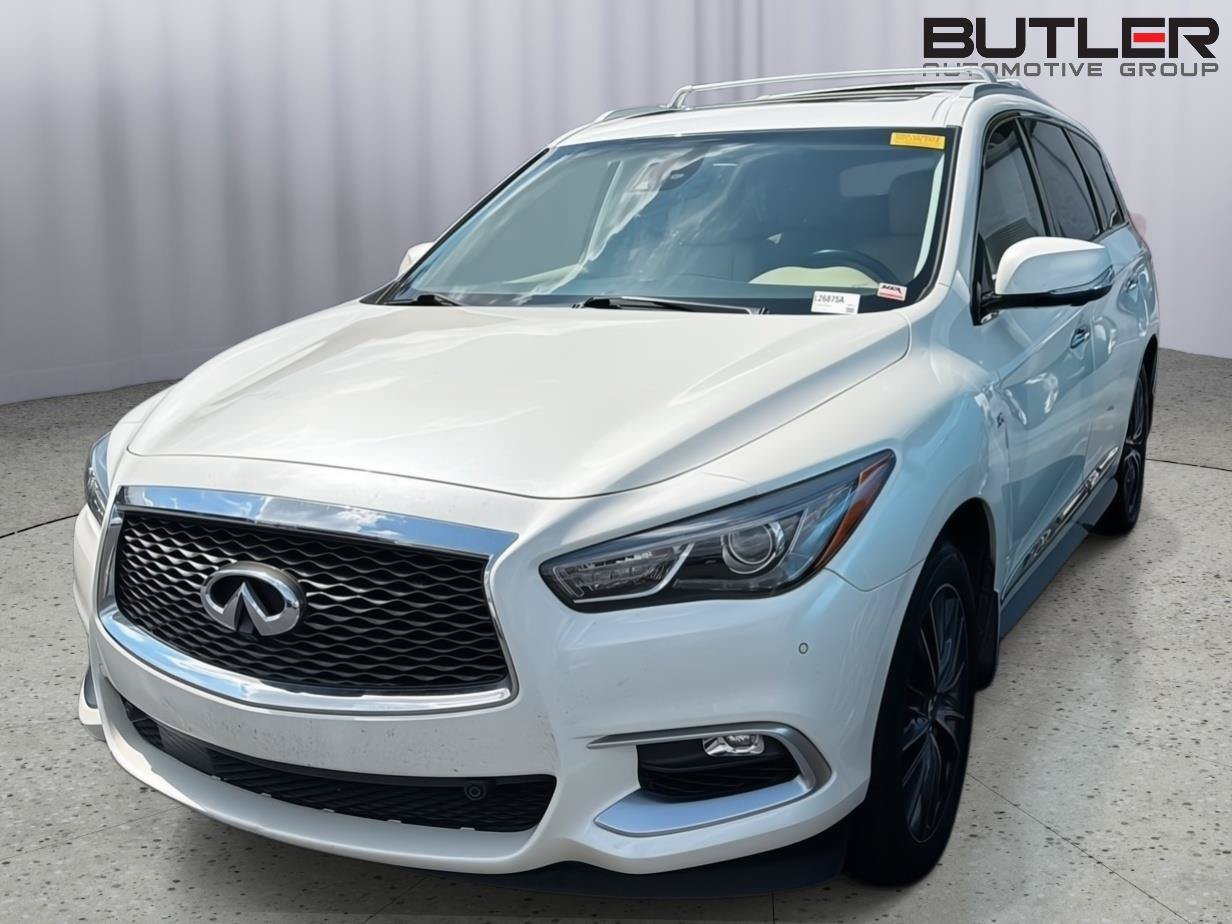 Used 2016 INFINITI QX60 FWD w/ Deluxe Technology Package image 2