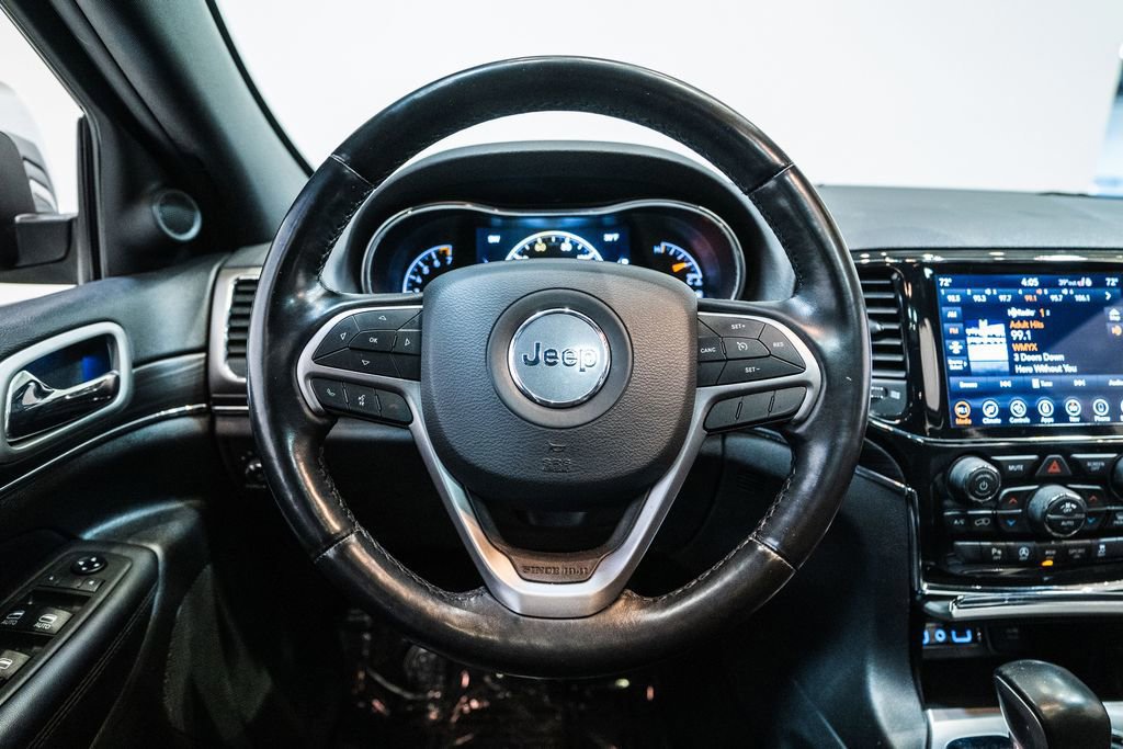 Used 2021 Jeep Grand Cherokee Limited image 16