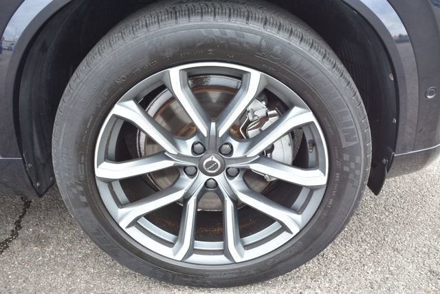 Used 2017 Volvo XC90 T6 Momentum w/ Convenience Package AWD/4WD image 48