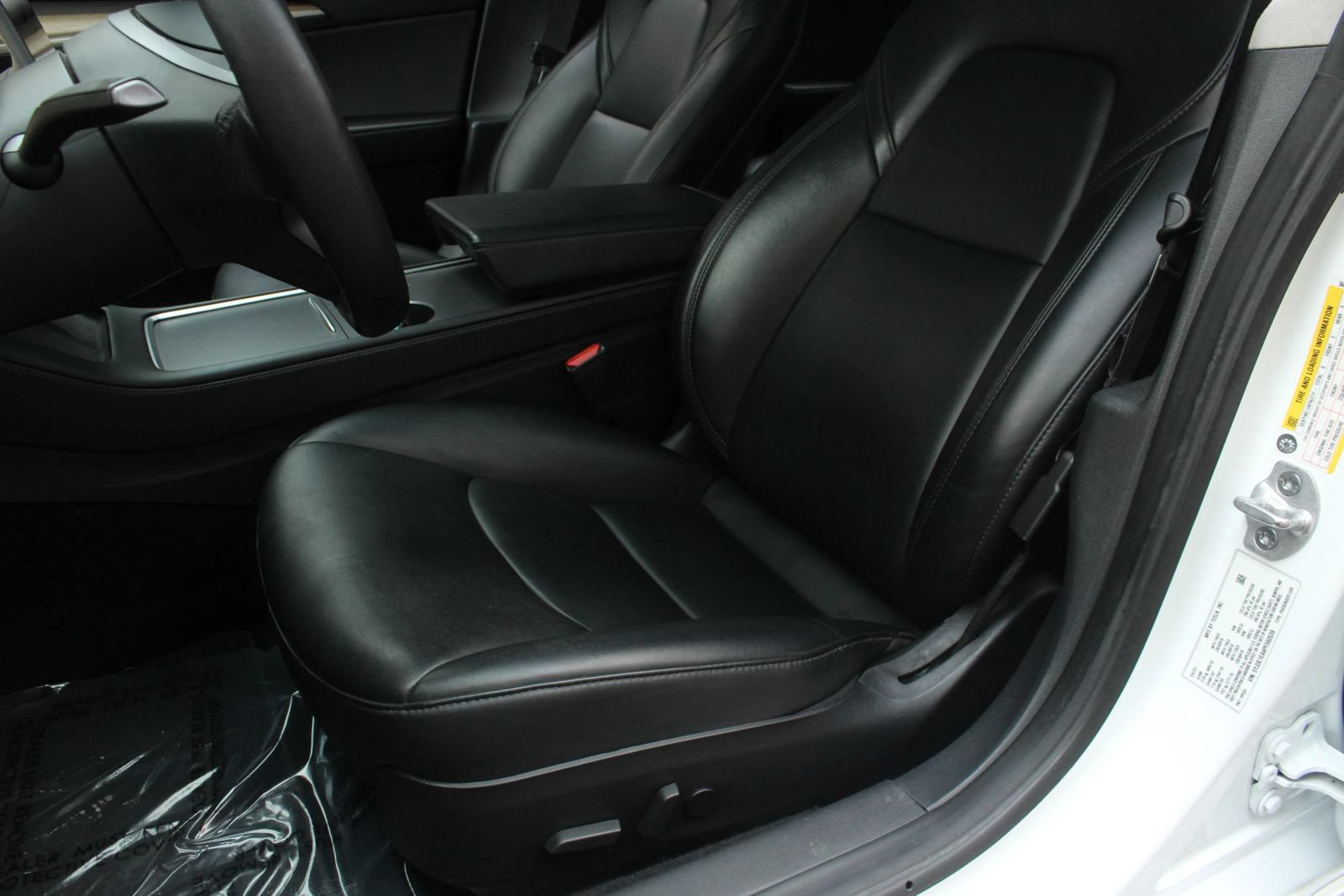 Used 2023 Tesla Model 3 Standard Range RWD image 17