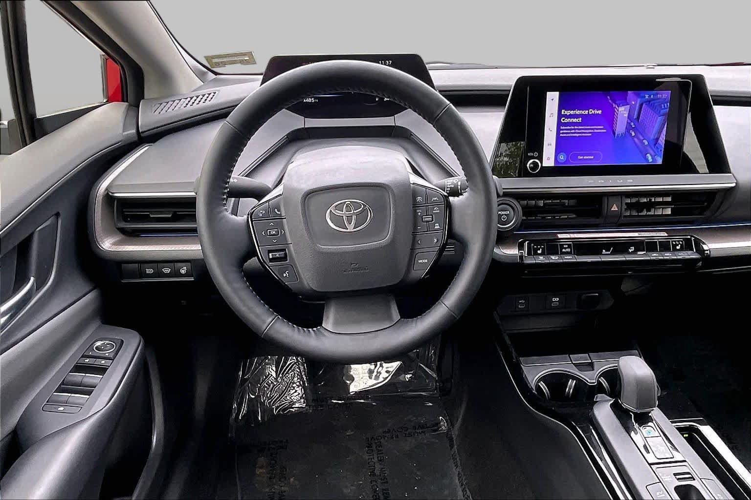 Used 2024 Toyota Prius XLE AWD/4WD image 6