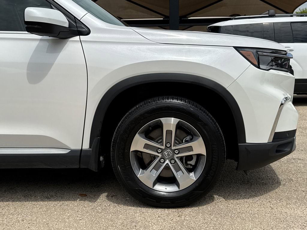 Used 2023 Honda Pilot EX-L image 5