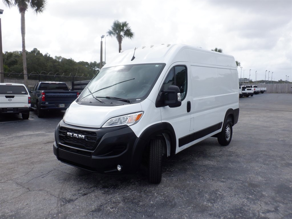 Used 2024 RAM ProMaster 1500 w/ Convenience Group image 17