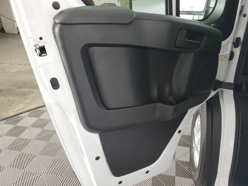 Used 2024 RAM ProMaster 2500 w/ Quick Order Package 22G SLT image 27