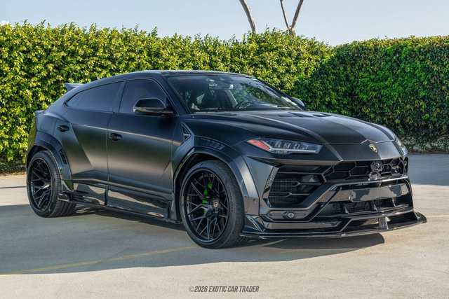 Used 2021 Lamborghini Urus image 12