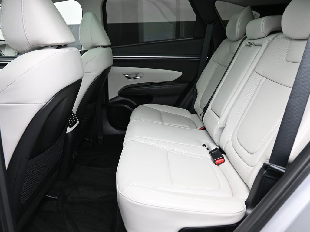 Certified 2024 Hyundai Tucson Limited AWD/4WD image 11