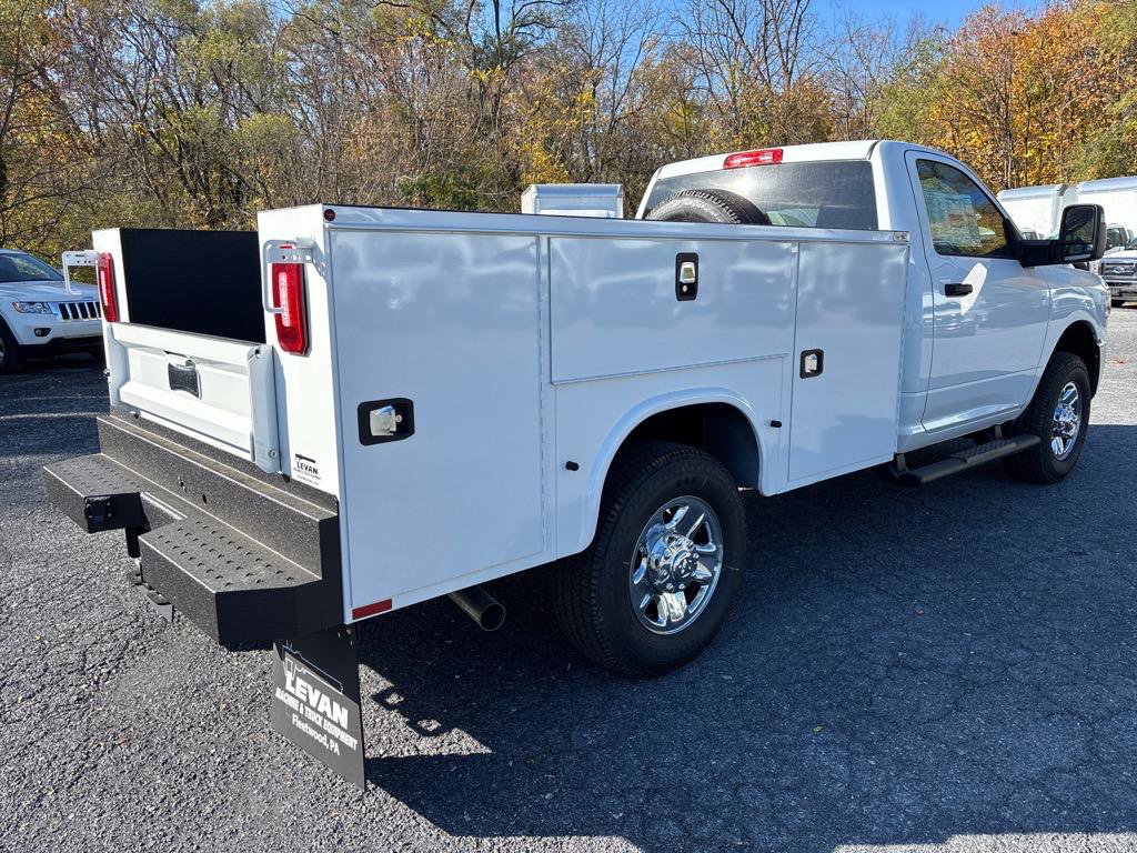 New 2024 RAM 3500 Tradesman image 4