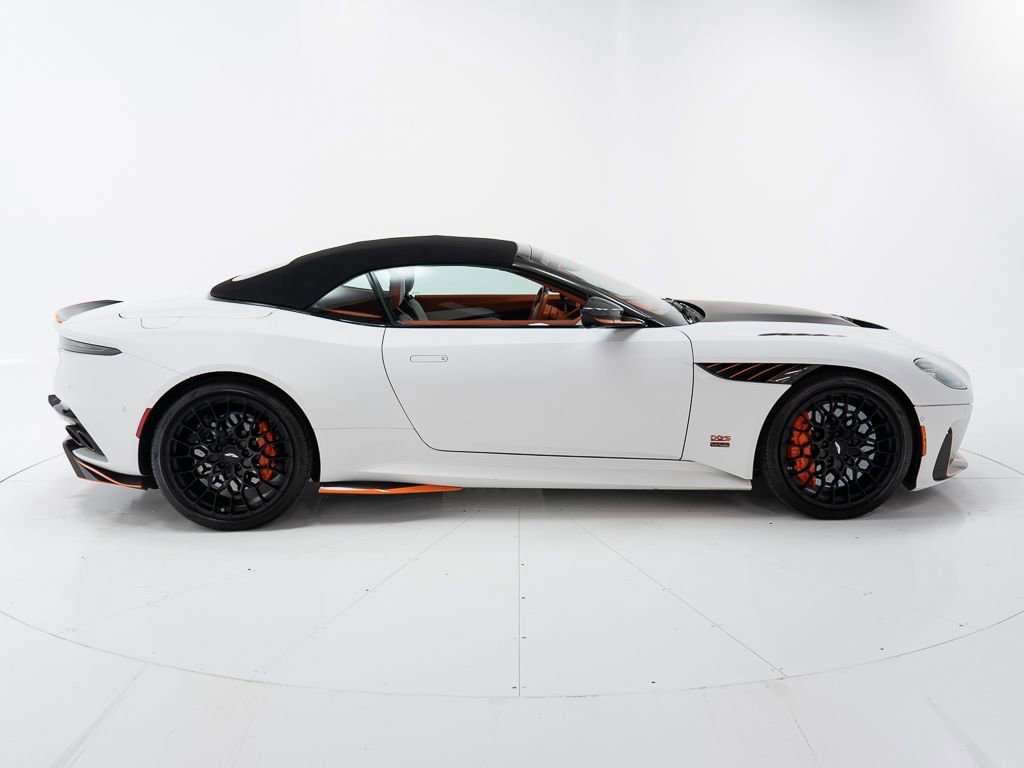 Used 2023 Aston Martin DBS Superleggera Volante image 15