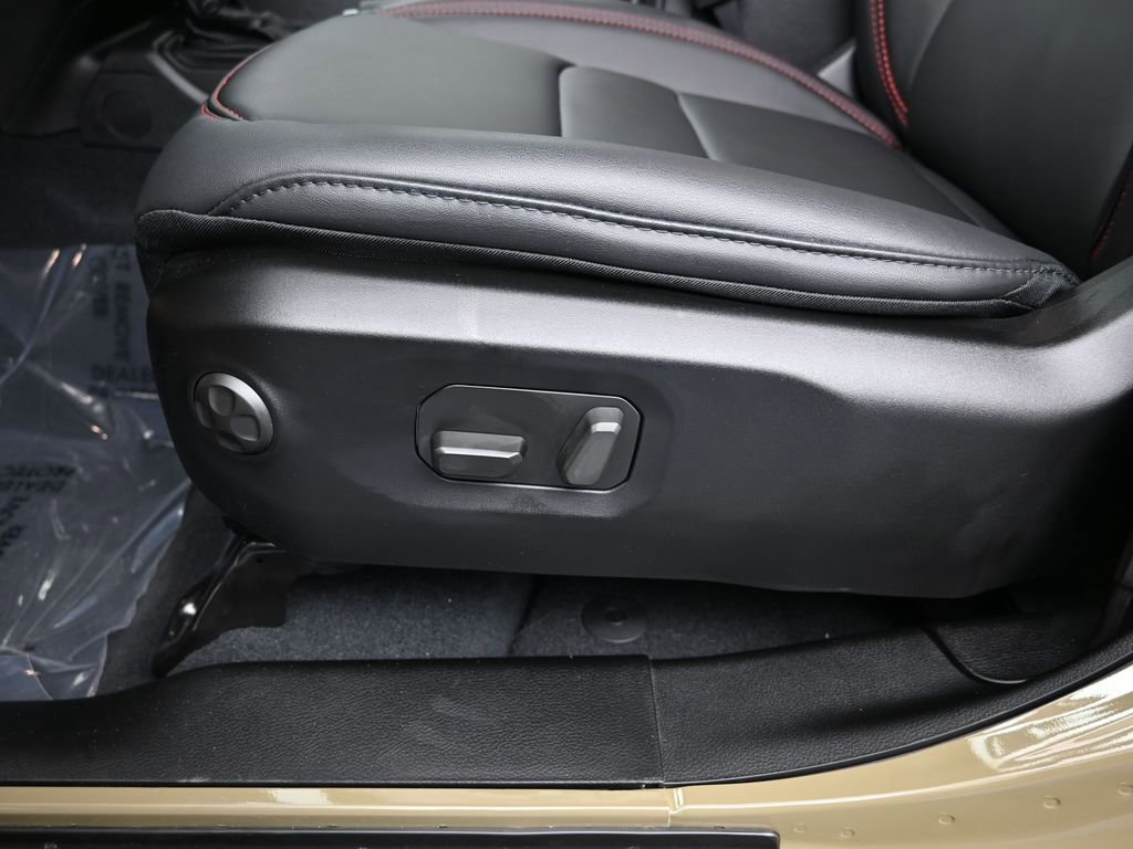 New 2026 Jeep Wrangler Unlimited Rubicon image 12