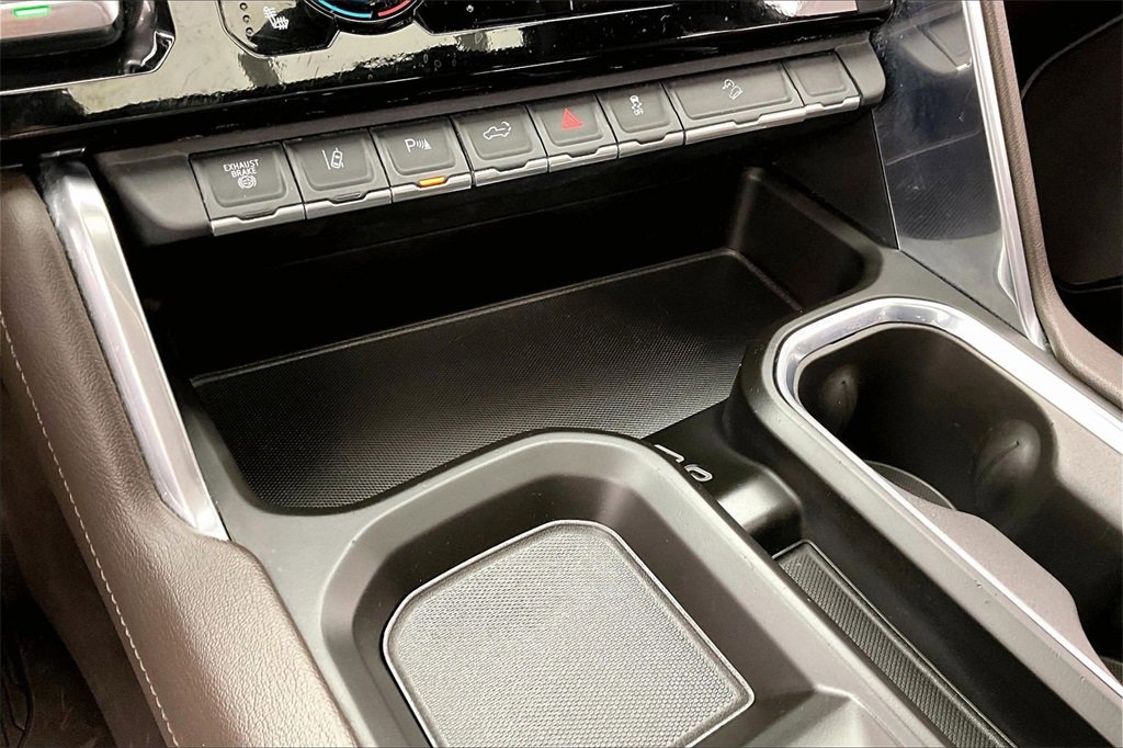 Used 2024 GMC Sierra 2500 Denali w/ Technology Package image 33