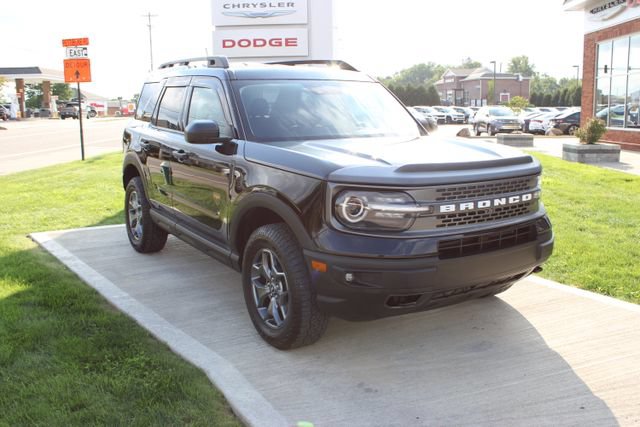 Used 2023 Ford Bronco Sport Badlands AWD/4WD image 3